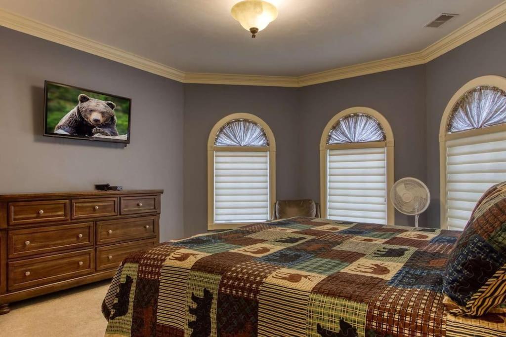 Villa Mountain Bliss: Estate W/ Views~Firepit~Hot Tub~Gburg 5Min~3 Pools Gatlinburg Exterior foto