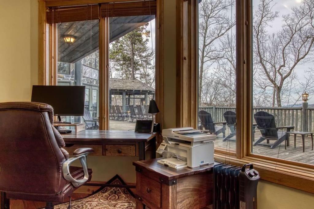 Villa Mountain Bliss: Estate W/ Views~Firepit~Hot Tub~Gburg 5Min~3 Pools Gatlinburg Exterior foto