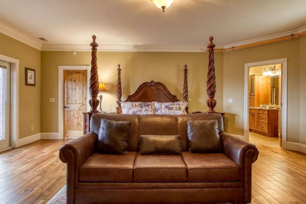 Villa Mountain Bliss: Estate W/ Views~Firepit~Hot Tub~Gburg 5Min~3 Pools Gatlinburg Exterior foto