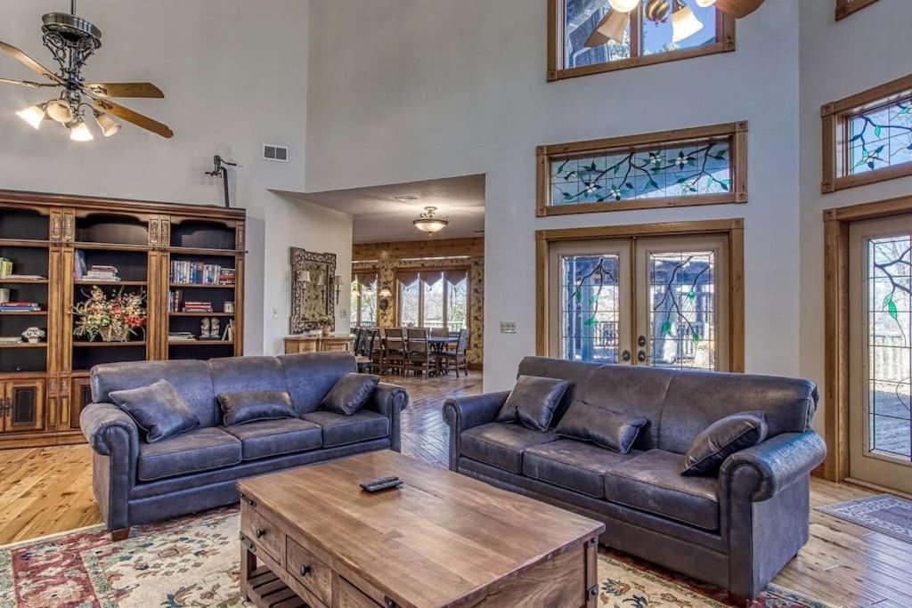 Villa Mountain Bliss: Estate W/ Views~Firepit~Hot Tub~Gburg 5Min~3 Pools Gatlinburg Exterior foto